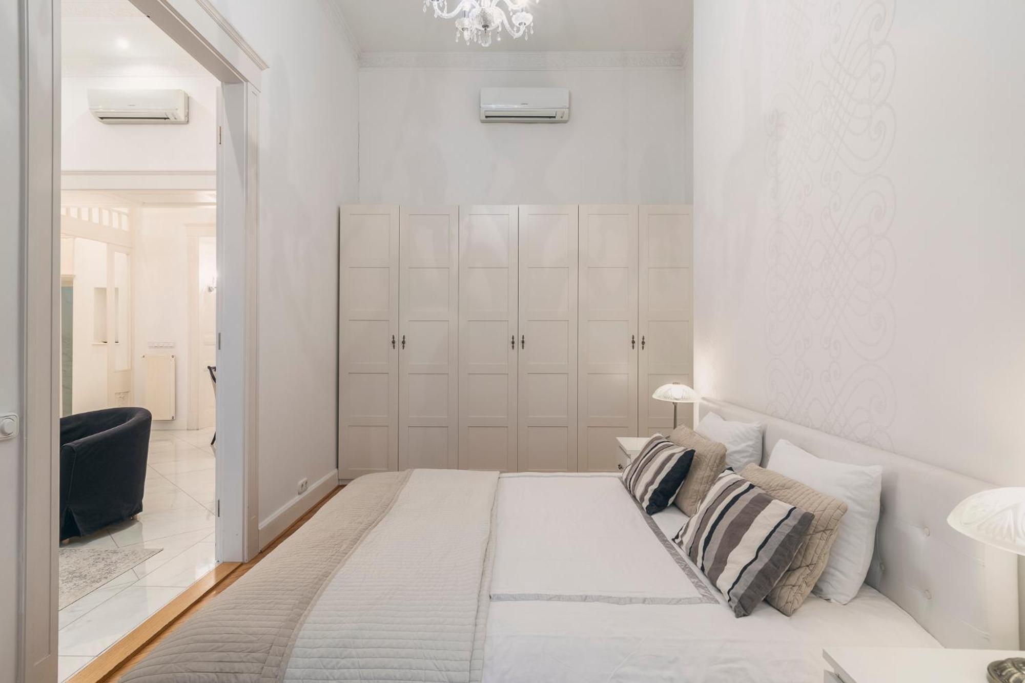 Basilica Palace Apartmán *